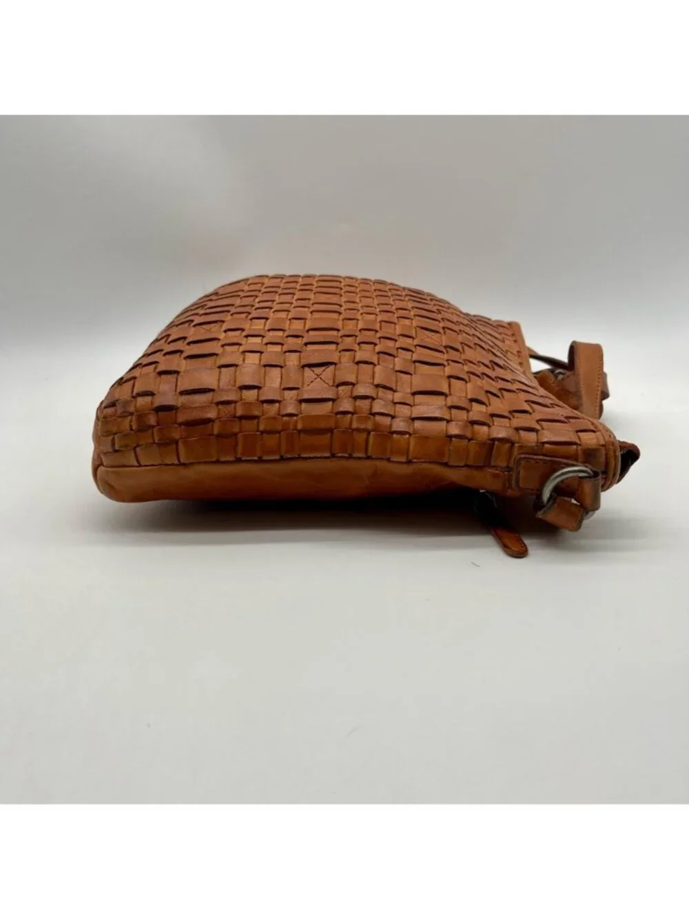 Vilenca Brown Woven Leather Crossbody Bag - Picture 3 of 10